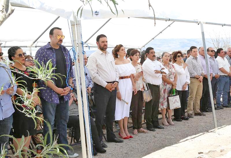 La ceremonia fue encabezada por la familia del actor y el gobernador del estado ■ FOTO: LA JORNADA ZACATECAS