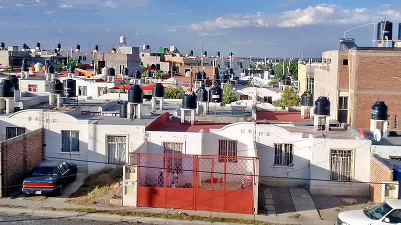 Se busca evitar robos en nuevos desarrollos de vivienda ■ FOTO: RAFAEL DE SANTIAGO