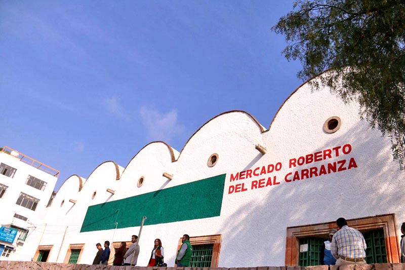 Fue concluida la obra de rehabilitación del mercado Roberto del Real Carranza n foto: la jornada zacatecas