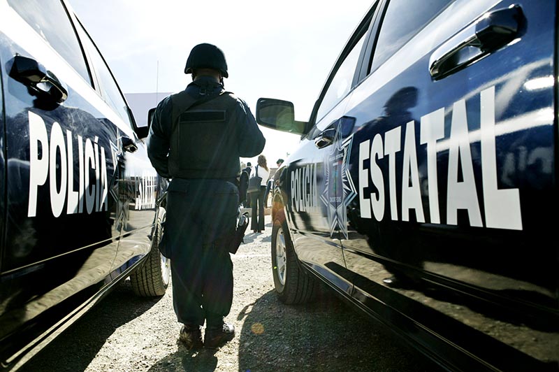 El agente caído en servicio y una patrulla estaban comisionados en Pinos ■ FOTO: LA JORNADA ZACATECAS