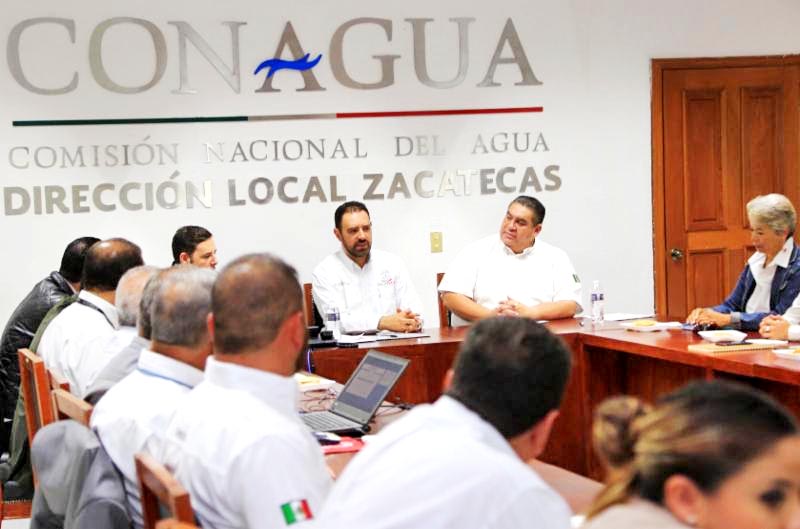 Alejandro Tello efectuó visitas de trabajo a las delegaciones federales de Conagua y Secretaría de Economía n foto: la jornada zacatecas
