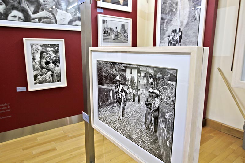 La exposición está integrada por 58 fotografías de Pedro Valtierra Ruvalcaba tomadas desde finales de los años 70 y hasta el pasado 2016 ■ FOTO: ANDRÉS SÁNCHEZ