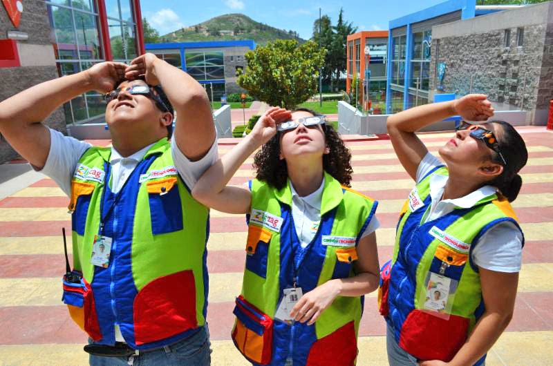 La observación del eclipse será mediante telescopios y filtros especiales, ya que no debe verse sin la protección adecuada n foto: la jornada zacatecas