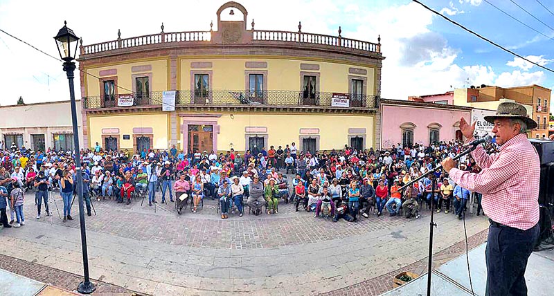 Andrés Manuel López Obrador visitó este fin de semana los municipios de Loreto, Pinos, Ojocaliente, Valparaíso, Villa de Cos y Calera n foto: la jornada zacatecas