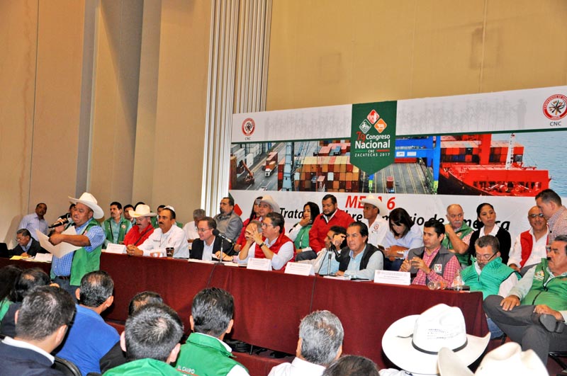 Trabajos de la mesa seis, “El Tratado de Libre Comercio de América del Norte: resultados y retos” n foto: la jornada zacatecas