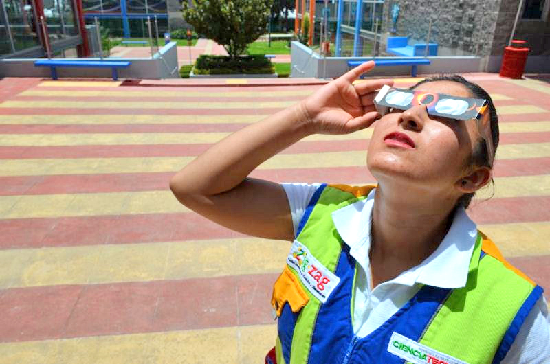 Recomiendan usar lentes, binoculares y telescopios con filtros especiales n foto: La Jornada Zacatecas