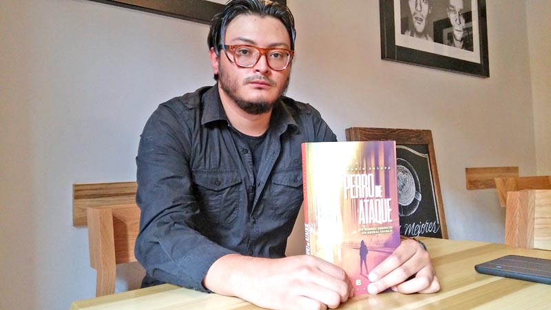 Darío Zalapa trabajó la novela durante su participación en el taller Tierra de Lectores ■ FOTO: RAFAEL DE SANTIAGO