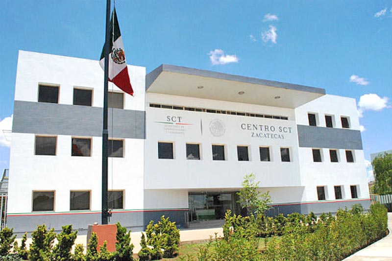 Oficinas de la Secretaría de Comunicaciones y Transportes (SCT), ubicadas en el municipio de Guadalupe ■ FOTO: LA JORNADA ZACATECAS