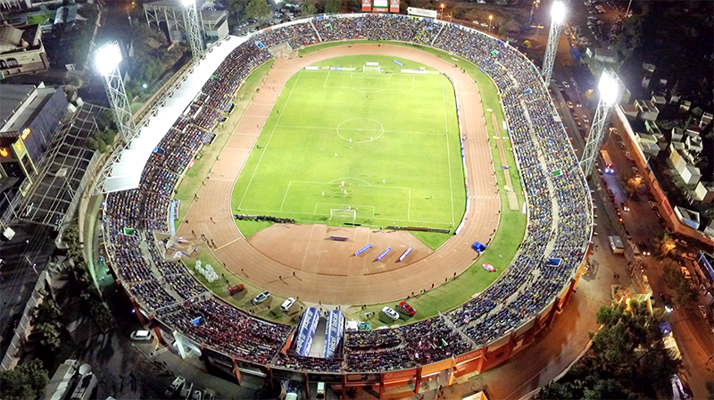 Vista aérea del estadio Francisco Villa, durante un juego de la Copa MX ■ FOTO: LA JORNADA ZACATECAS