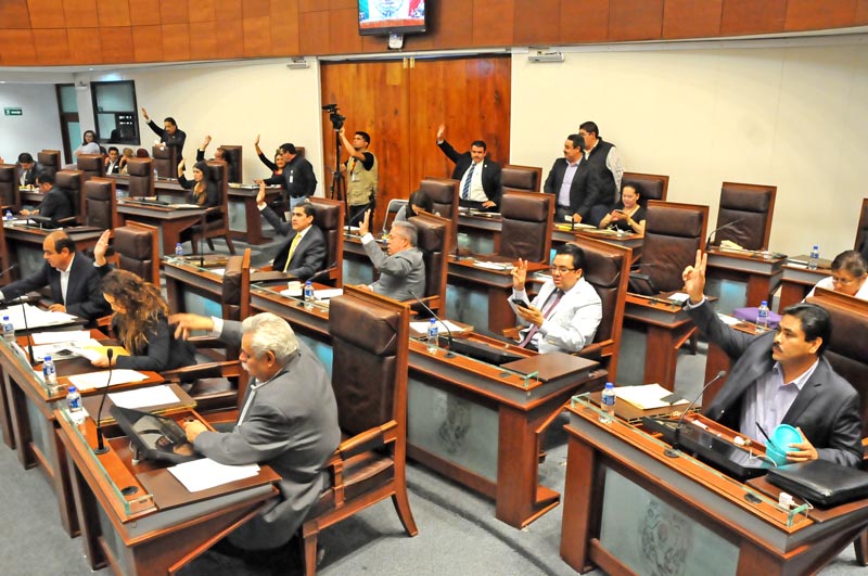 Hoy se prevé que sesione el pleno de la 62 Legislatura n foto: la jornada zacatecas
