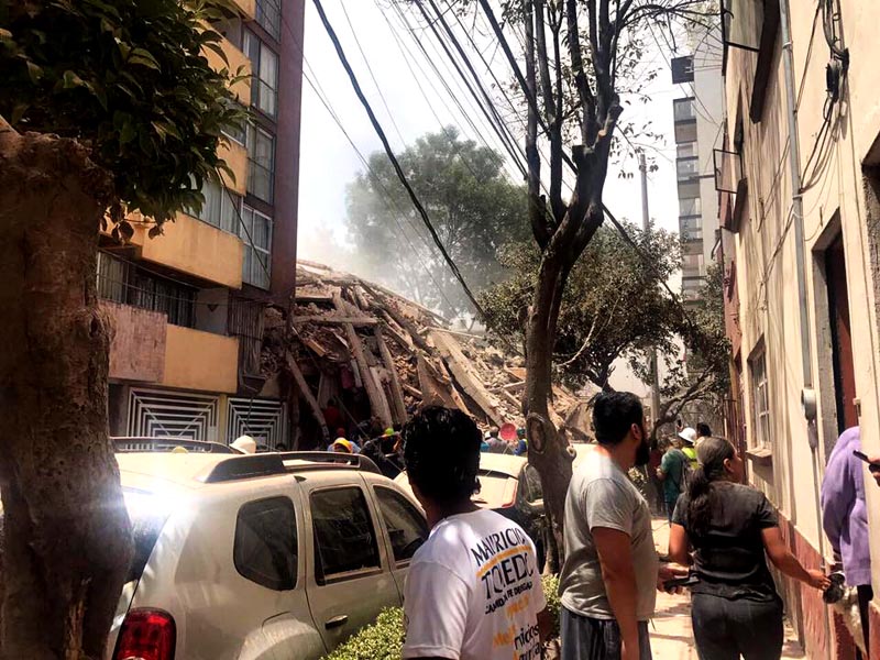 Edificio colapsado en la Ciudad de México, por el sismo de 7.1 grados Richter de este martes n foto: la jornada