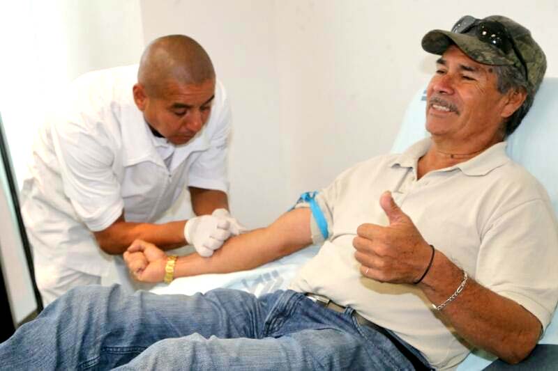 Empleados de la Seduvot inauguraron la campaña de donación de sangre ■ FOTO: LA JORNADA ZACATECAS