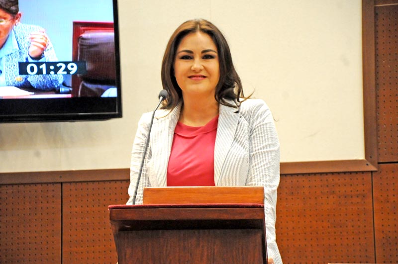 La diputada petista Geovanna Bañuelos de la Torre, durante la sesión de la 62 Legislatura celebrada este martes ■ FOTO: ANDRÉS SÁNCHEZ