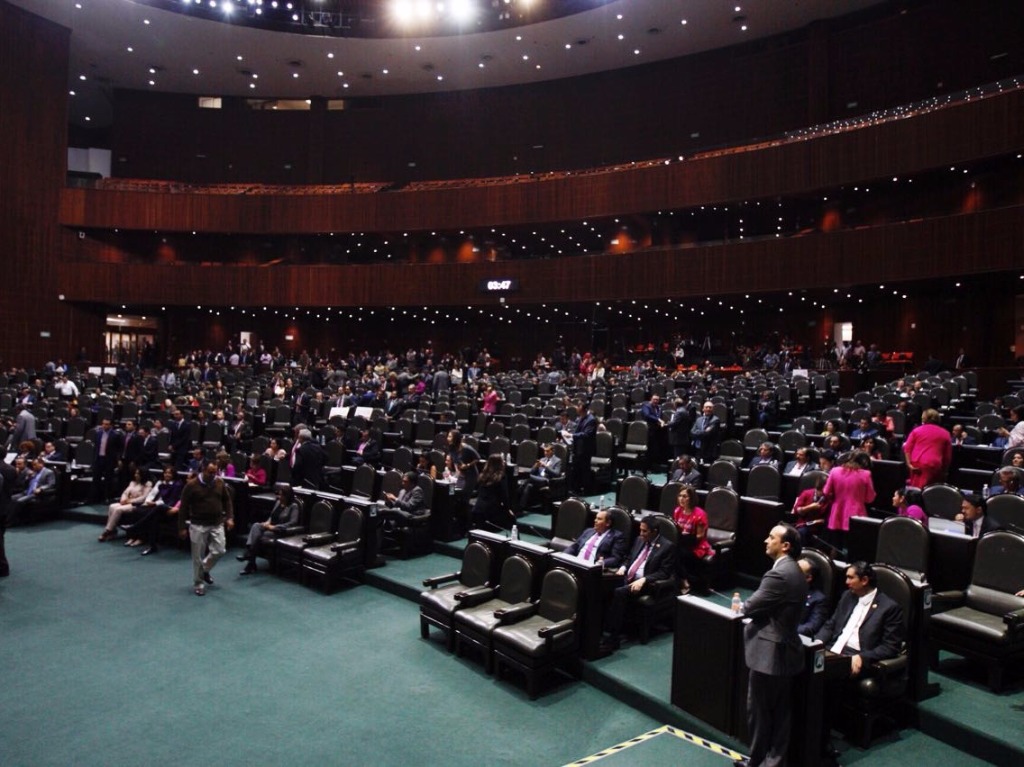 Aspecto del salón de plenos de la Cámara de Diputados durante la sesión de este jueves ■ FOTO: LA JORNADA