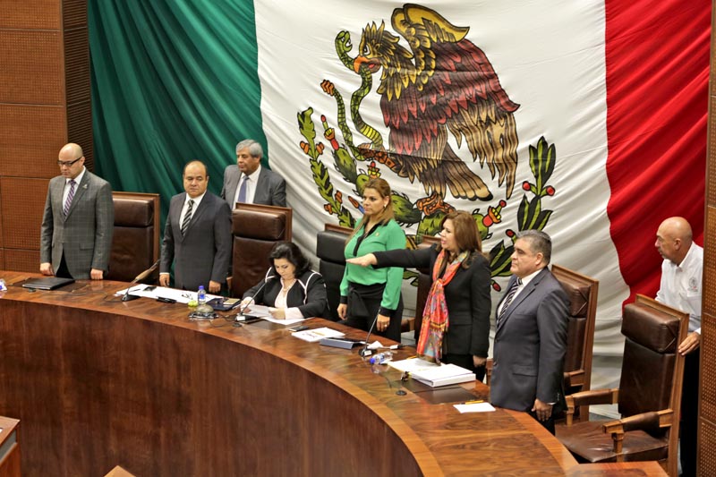 Comparecieron en la Legislatura, Fabiola Torres, Ismael Camberos y Francisco Murillo ■ FOTO: ANDRÉS SÁNCHEZ