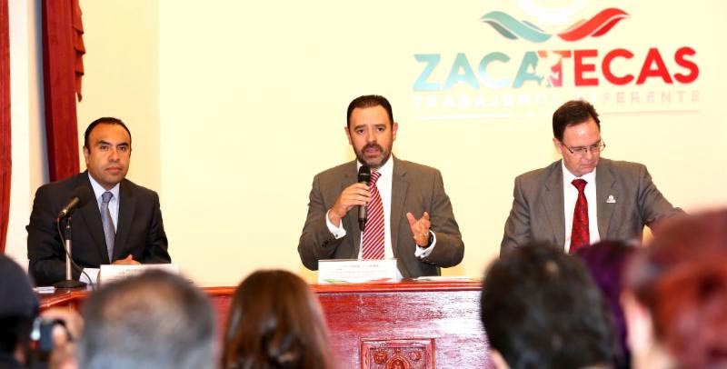 El gobernador Alejandro Tello ofreció una conferencia de prensa este miércoles n foto: la jornada zacatecas