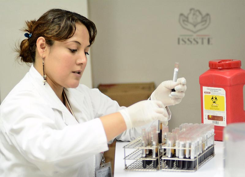 El ISSSTE se suma al compromiso internacional de México ante los países miembros de la OPS para ampliar servicios de detección y tratamiento del VIH/SIDA n foto: la jornada zacatecas