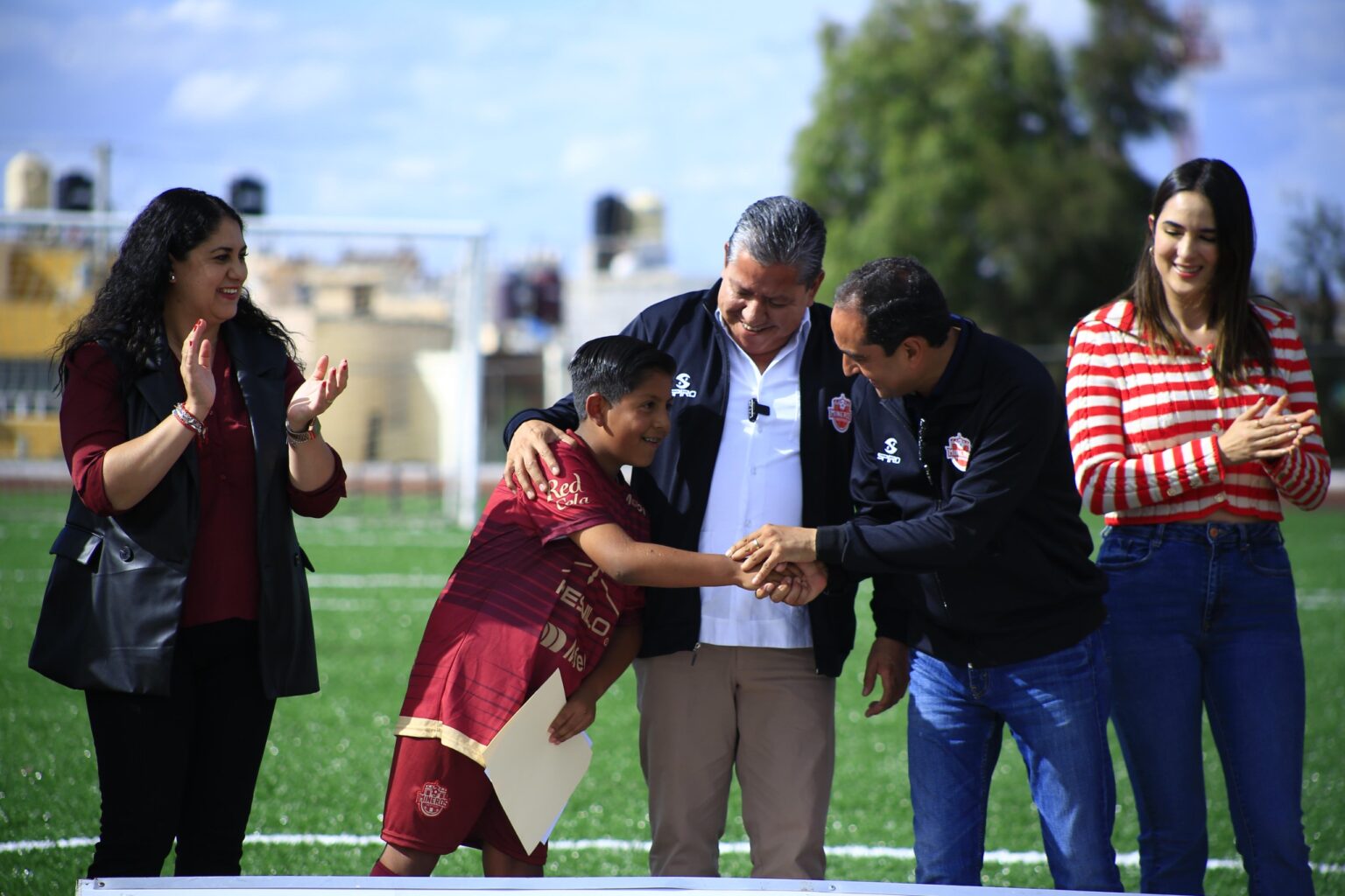 Inaugura Unidad Deportiva de Guadalupe rehabilitación de cancha de ...