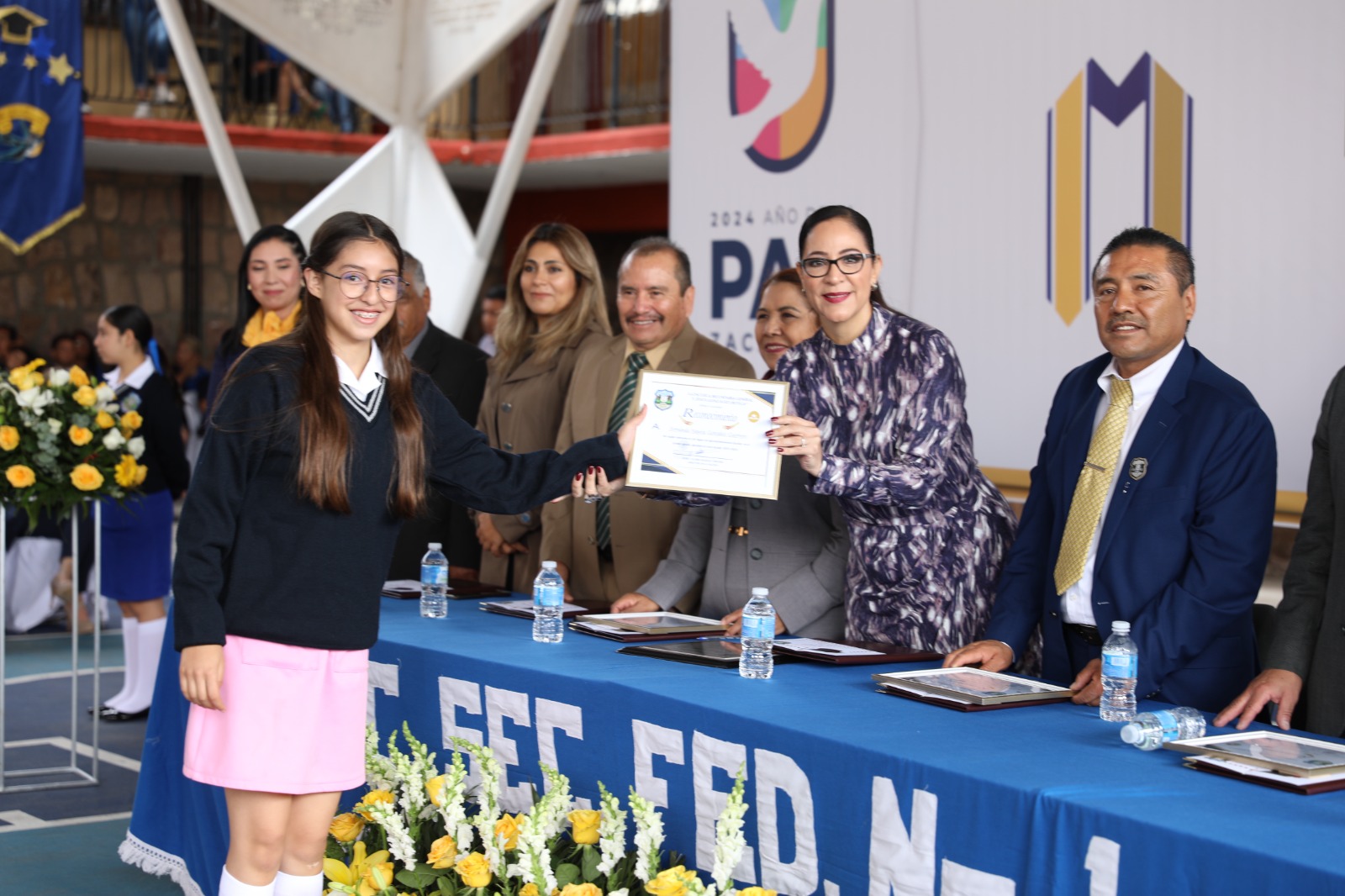 Se gradúan 230 estudiantes de la Secundaria Federal 1 | Educación | La ...