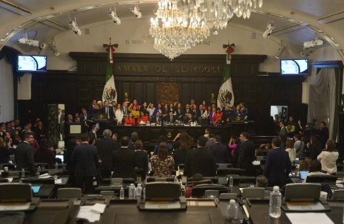 Sesión del Senado de la República en la Casona de Xicoténcatl. Foto Germán Canseco