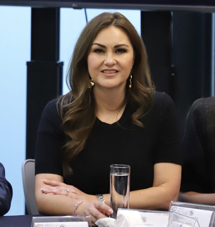 Afirmó que, desde el Legislativo, se ayudará a cristalizar los compromisos que se hicieron de reactivar las becas en educación para las mujeres. Foto: Cortesía