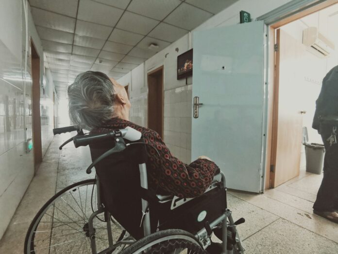 Los programas "Banco Ortopédico" y "Respira" son los programas que beneficiarán a los ciudadanos. Foto: Cortesía