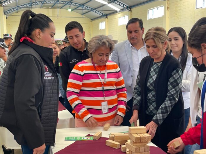 Los habitantes de Perales conocieron sobre formas de prevención de las violencias y las adicciones. Foto: Gobierno del Estado de Zacatecas