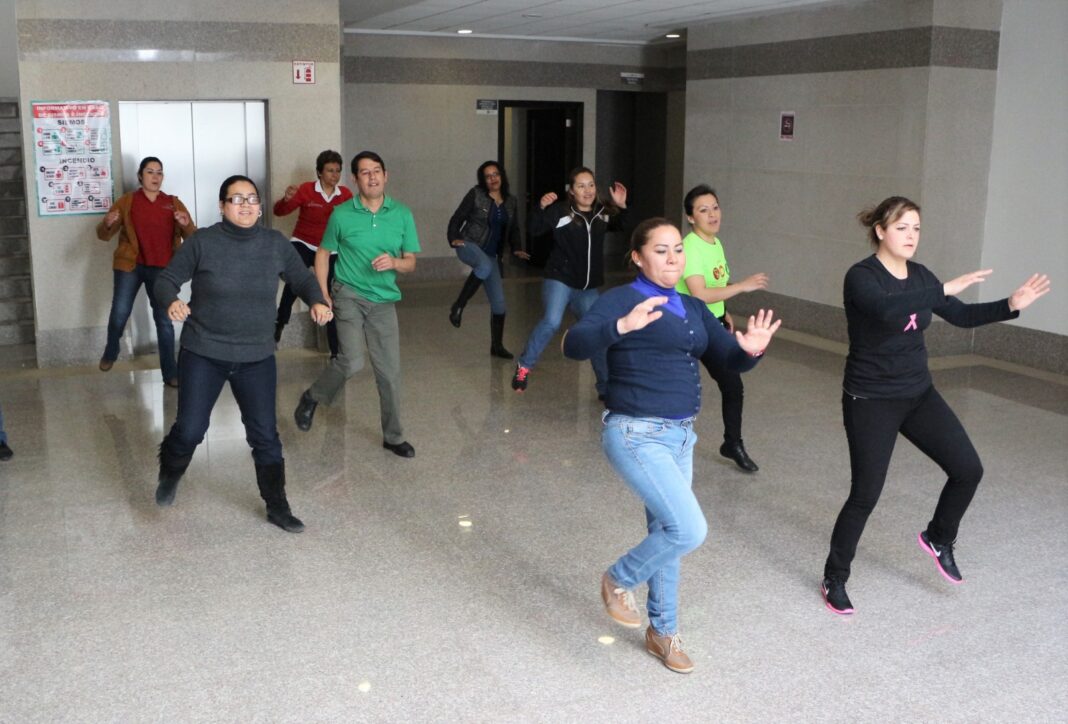 Ejercitarse también disminuye los niveles de estrés y ansiedad, señaló la autoridad. Foto: Cortesía