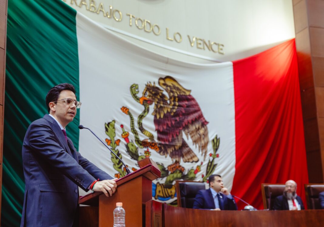 El secretario general, Rodrigo Reyes Mugüerza, reconoció el trabajo realizado por la Fiscalía. Foto: Godezac.