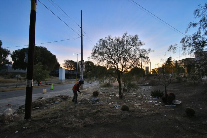 El personal recuperó más de 15 toneladas de residuos sólidos. Foto: Godezac.