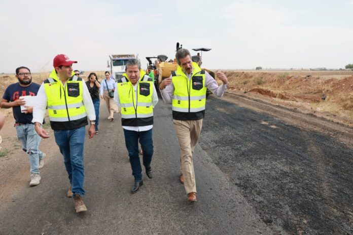 El gobernador David Monreal recorrió la zona. Foto: Godezac.