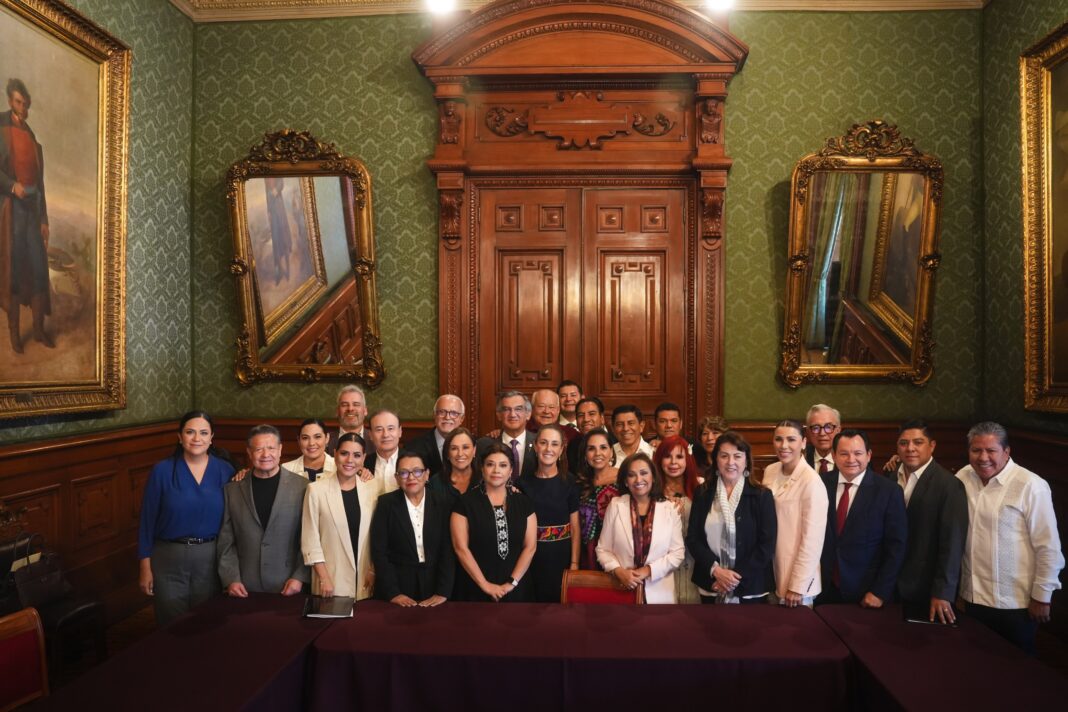 David Monreal participó en el encuentro con los 21 mandatarios estatales adscritos al sistema IMSS-Bienestar.