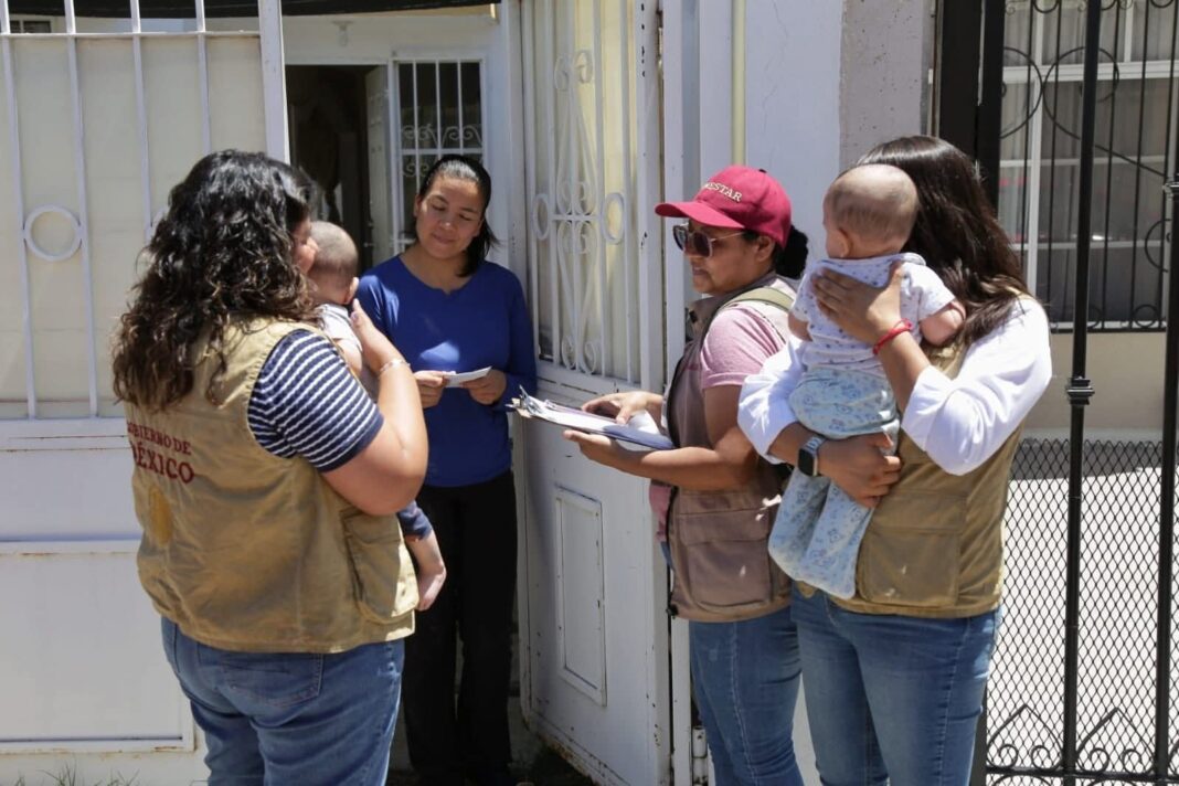Las autoridades llevaron los beneficios a domicilio. Foto: Cortesía.