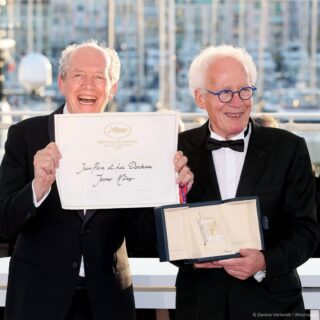 Premio al mejor guion para Jean-Pierre y Luc Dardenne, por Jóvenes madres.