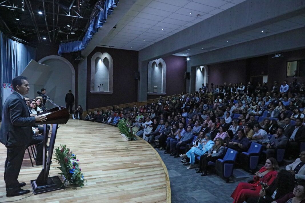 Las autoridades buscan proteger a la niñez del ciberacoso, la explotación en línea, la invasión de la privacidad. Foto: Cortesía.