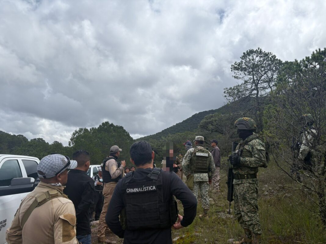 La búsqueda contó con asistencia de representantes de colectivos de familias de personas desaparecidas. Foto: Cortesía.