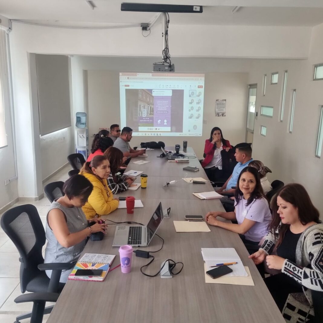 La jornada busca fortalecer las competencias laborales en el manejo adecuado de documentos. Foto: Godezac.