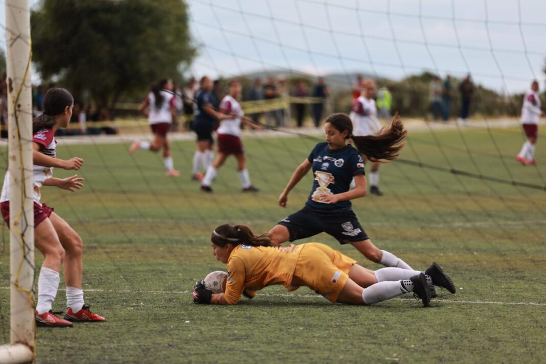 Fresnillo y Morelos serán protagonistas de la final femenil al imponerse a Nochistlán y Valparaíso. Foto: Cortesía.