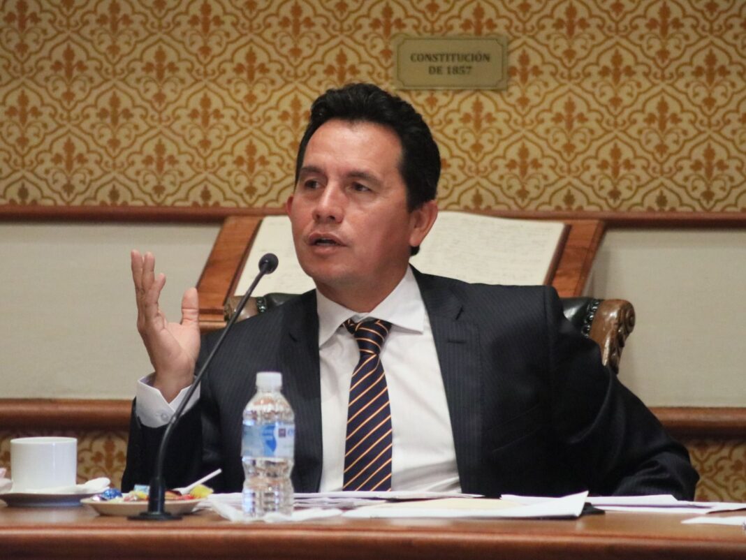 El magistrado Carlos Villegas consideró un avance urgente y necesario que ahorrará tiempo a justiciables y tribunales. Foto: Cortesía.