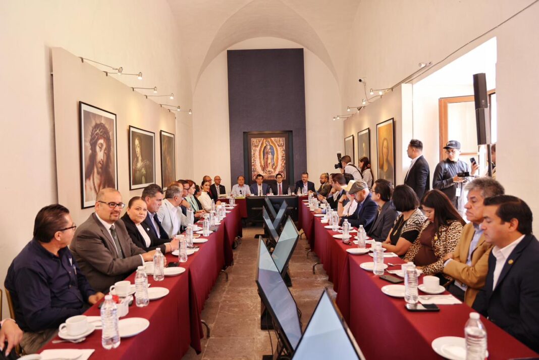 Consolida Zacatecas alianza con empresarios y académicos. Foto: Godezac.