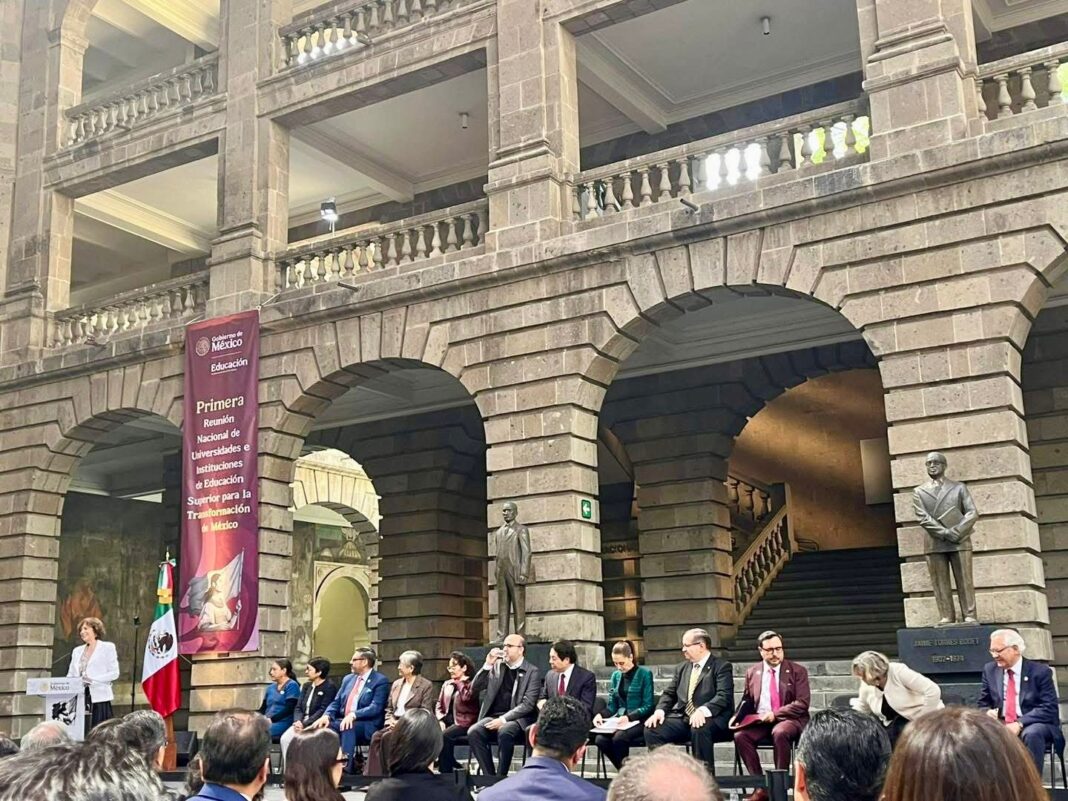 En la reunión se presentó la Plataforma SaberesMx. Foto: Cortesía.