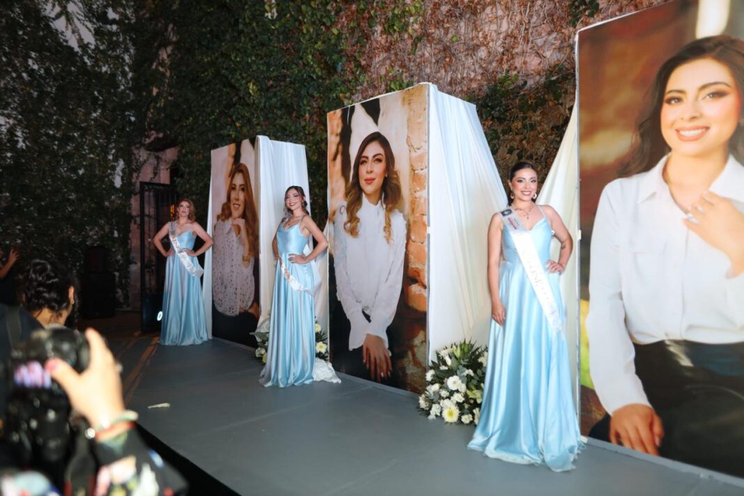 Las candidatas fueron presentadas en una ceremonia en el Centro Platero. Foto: Ayuntamiento de Guadalupe