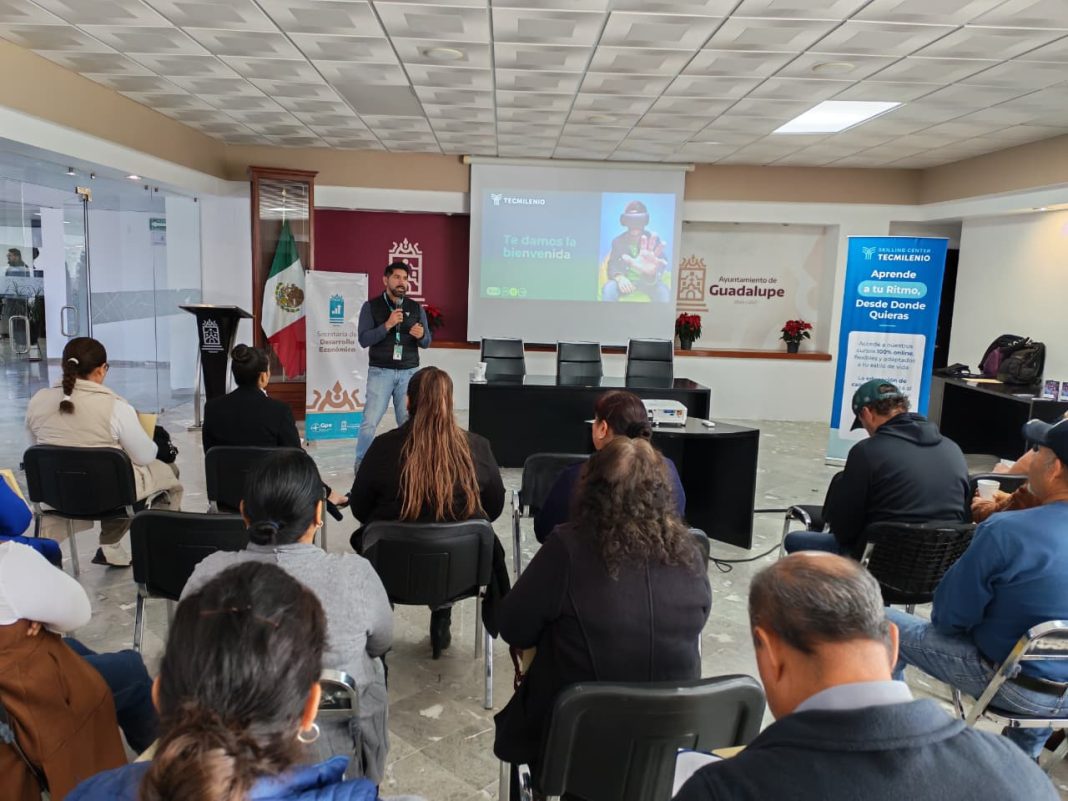 La Secretaría de Desarrollo Económico, reconoció la importancia de trabajar en equipo para llevar mejoras a cada comunidad.