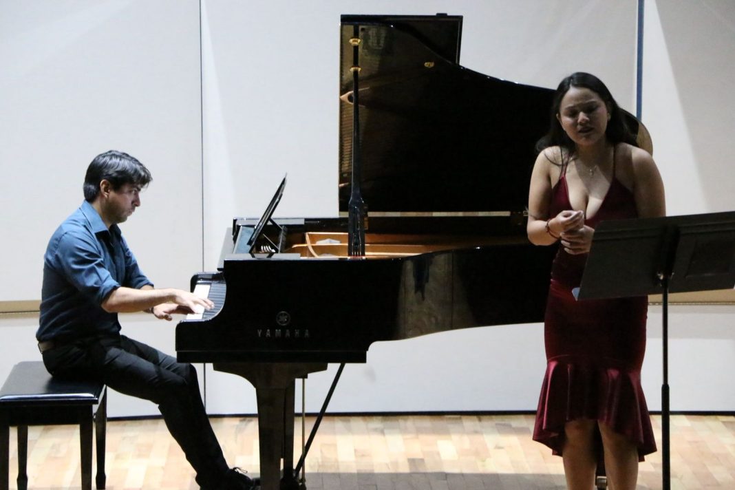 La soprano zacatecana Mariana de León y el pianista aguascalentense Daniel Romo.