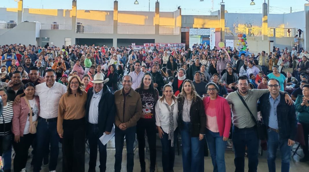 Los ciudadanos disfrutaron la Posada en Tacoaleche. Foto: Cortesía.