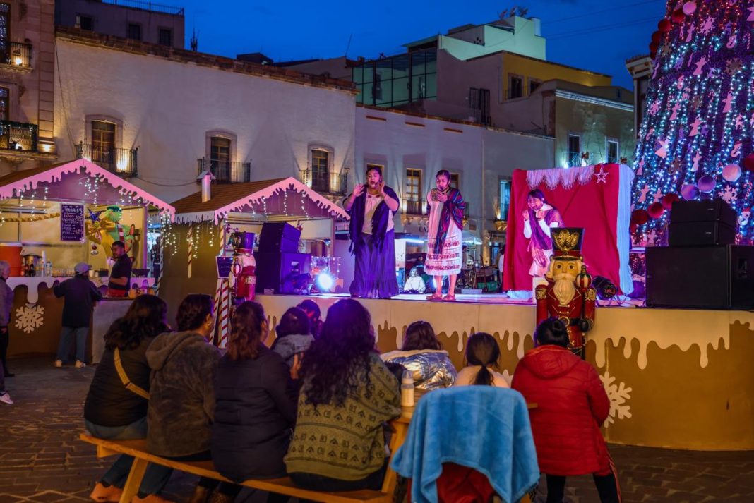 Los zacatecanos disfrutaron la presentación. Foto: Cortesía.