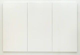 Pintura blanca [3 paneles] (1951). Obra de Robert Rauschenberg.