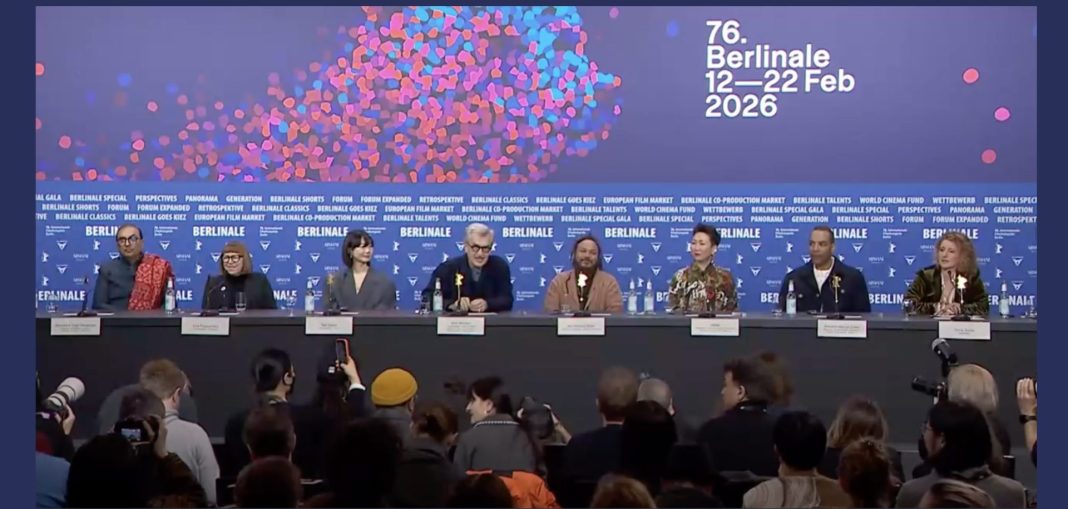 Wim Wenders en conferencia de prensa en La Berlinale 2026.