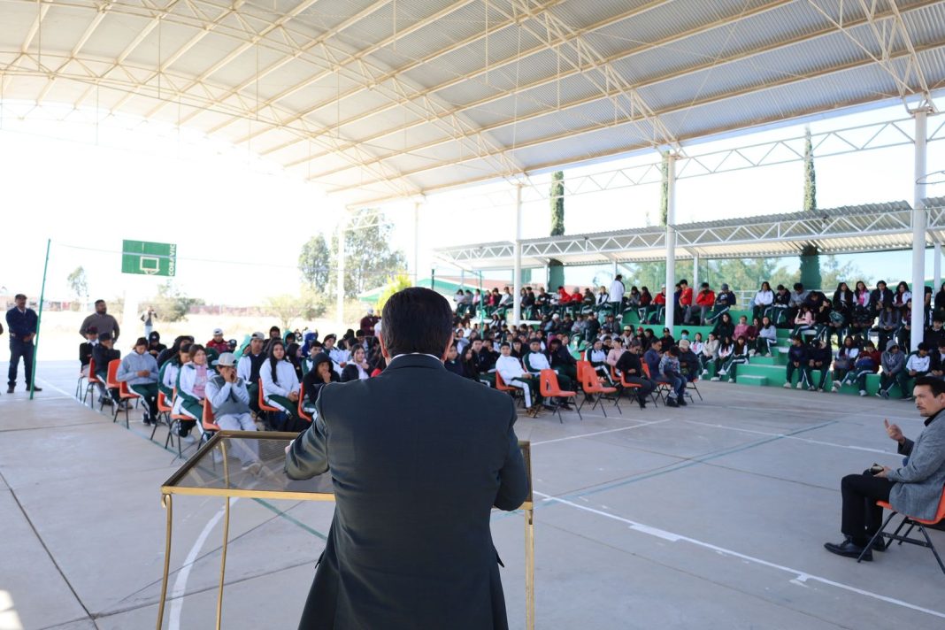 Las instalaciones del plantel educativo recibieron una mejora. Foto: Cortesía.