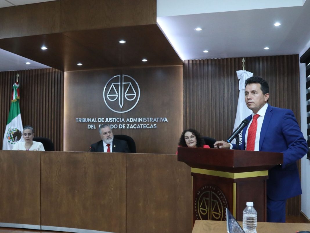 Carlos Villegas reconoció la labor de quienes han integrado este Tribunal desde sus inicios. Foto: Cortesía